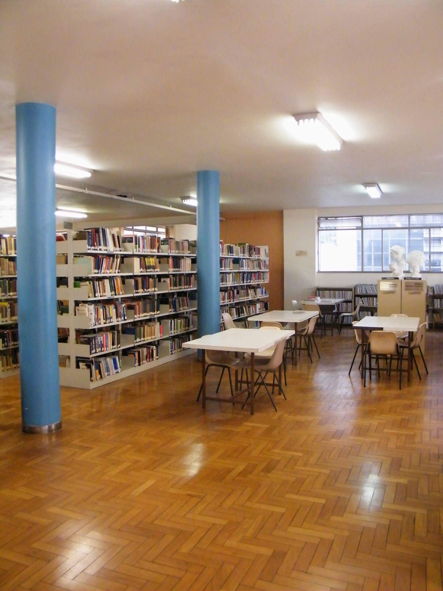 Biblioteca da Escola da Arquitetura da UFMG 