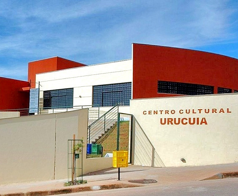 Fachada do Centro Cultural Urucuia 
