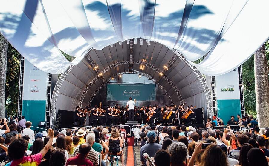 Filarmônica se apresenta ao ar livre em Belo Horizonte