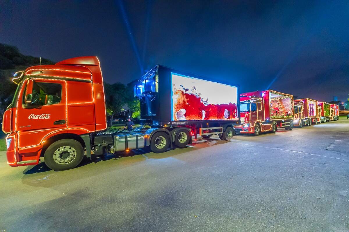 Caravanas Iluminadas de Natal da Coca-Cola FEMSA Brasil