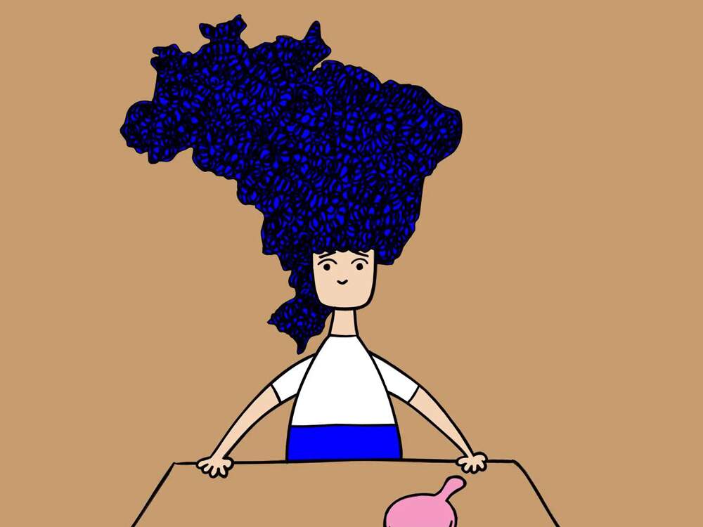 A imagem mostra a personagem do filme. Praticamente toda a imagem tem um tom rosa pastel. No centro do desenho, está a garotinha. Ela apoia as suas mãos em uma mesa, onde está um espelho redondo virado para baixo. Ela usa uma blusa branca e a parte de baixo azul. Sua expressão é de ternura e seu cabelo é azul, crespo, no formato do mapa do Brasil. 
