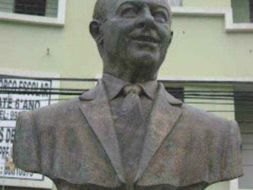 Busto de José Cavallini
