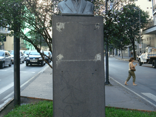 Busto de Augusto de Lima.