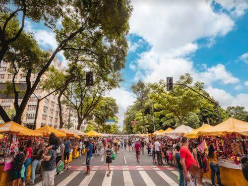 Feira Hippie - Feira de Artes, Artesanato e Produtores de Variedades de Belo Horizonte