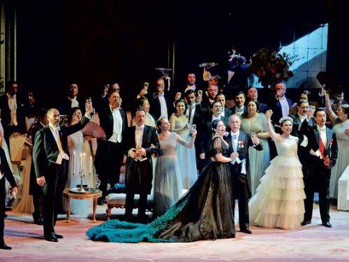 Ópera La Traviata - Giuseppe verdi