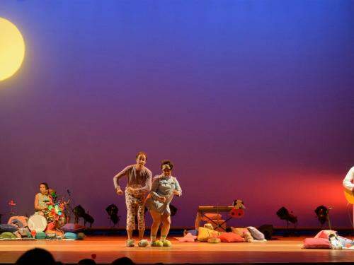 Espetáculo infantojuvenil “A festa do pijama” - do Grupo Oriundo de Teatro