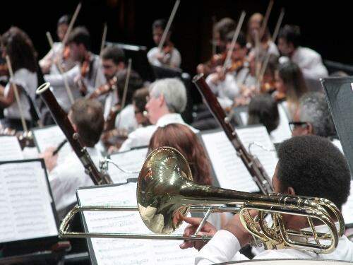Sinfônica ao Meio-Dia: NOITE FRANCESA e Sinfônica em Concerto: BOLERO de Ravel - com a Orquestra Sinfônica de Minas Gerais