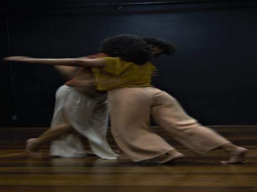 Cia Ananda apresenta espetáculo de Dança: “Outras de Nós” 