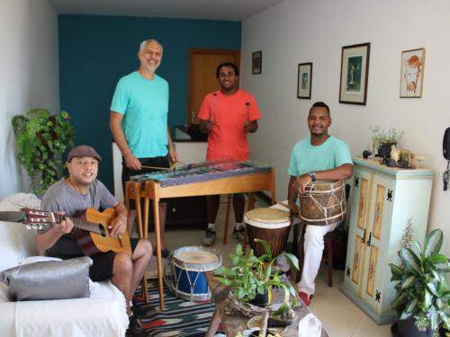 Show live Tunico Villani e Grupo Karakuru - “Homenagem aos 300 anos de Minas Gerais”