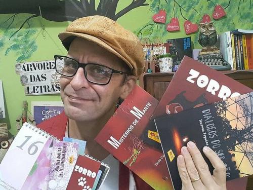 Lançamento do livro: “Histórias de um certo Aarão e outros casos contados”, do autor Leandro Bertoldo Silva