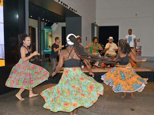 Roda de Conversa: diversidade, identidade e cultura + apresentação cultural da Cia Baobá Minas- MM Gerdau