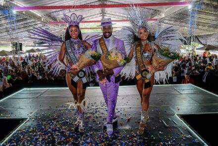 A Corte Real Momesca do Carnaval de Belo Horizonte é responsável por representar a folia e levar o espírito carnavalesco a eventos e agendas oficiais de promoção da festa na cidade. Foto: Uarlem Valério
