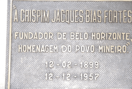 Busto de Chrispim Jacques Bias Fortes.