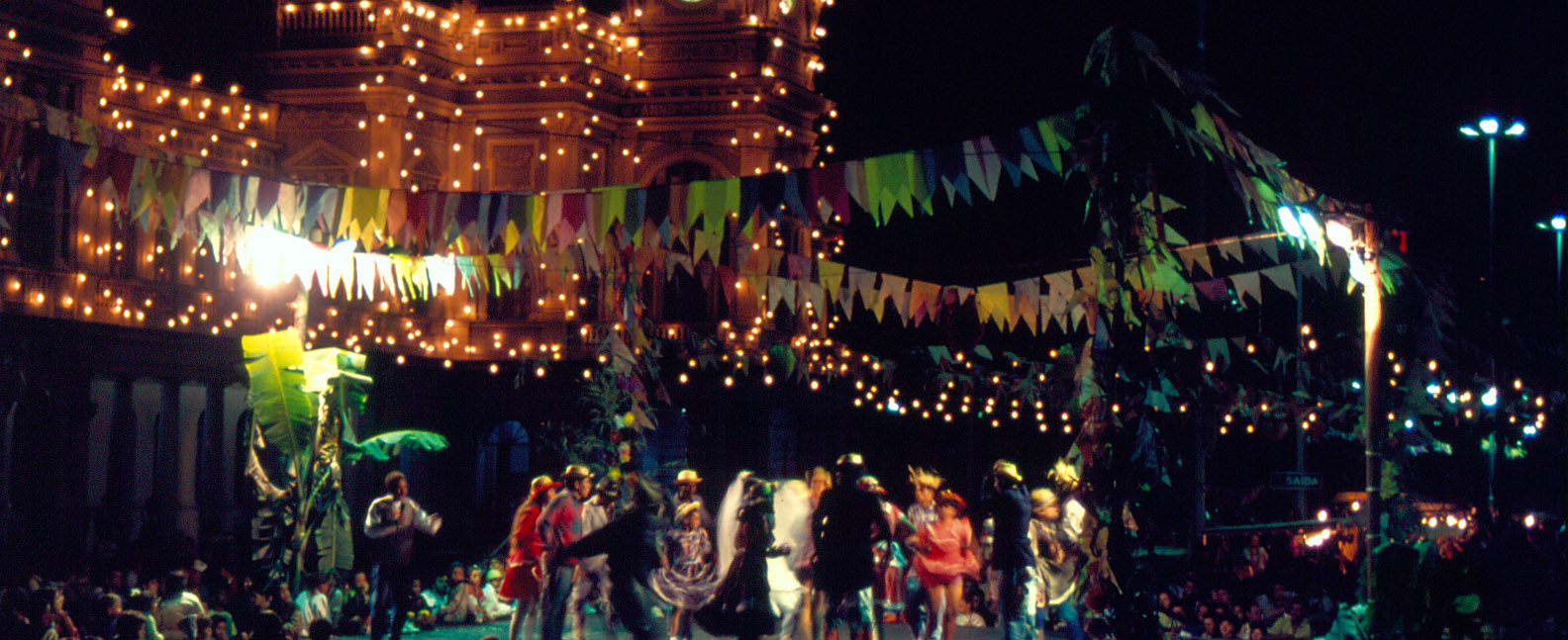 Arquivo Público da Cidade de Belo Horizonte Arraial de Belô - 1994