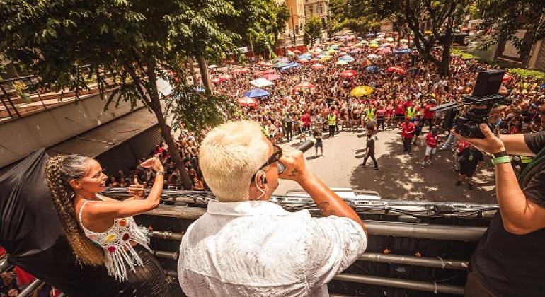 Último final de semana do Carnaval terá cortejos de 32 blocos pela cidade