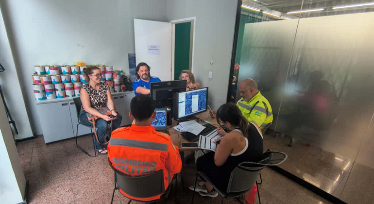 Planejamento do Carnaval 2026 é iniciado em reuniões com representantes dos blocos