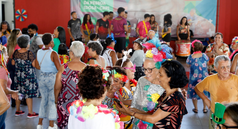 Baile de Carnaval vai agitar o Centro de Referência da Pessoa Idosa Caiçara