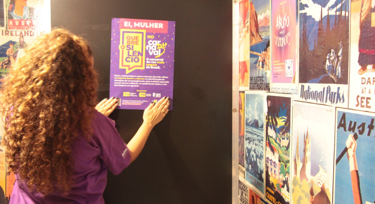 Campanha de enfrentamento à violência contra as mulheres no Carnaval é reforçada na Rua Sapucaí