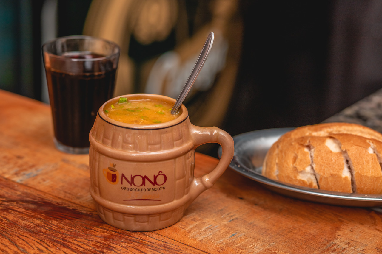 Nonô - O Rei do Caldo de Mocotó