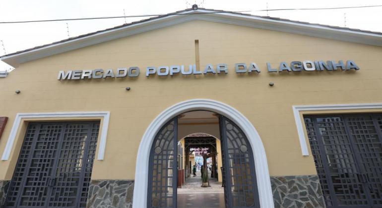 Fachada do Mercado Popular da Lagoinha
