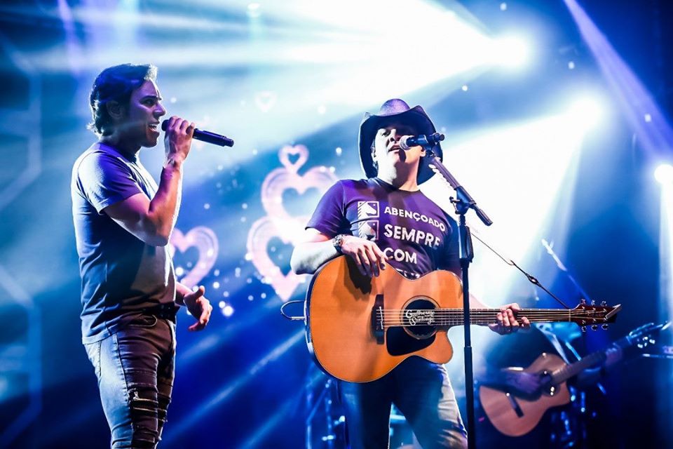 Live: Guilherme e Santiago