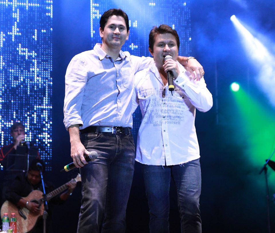 Divulgação/Facebook Gian e Giovani Live: Gian e Giovani