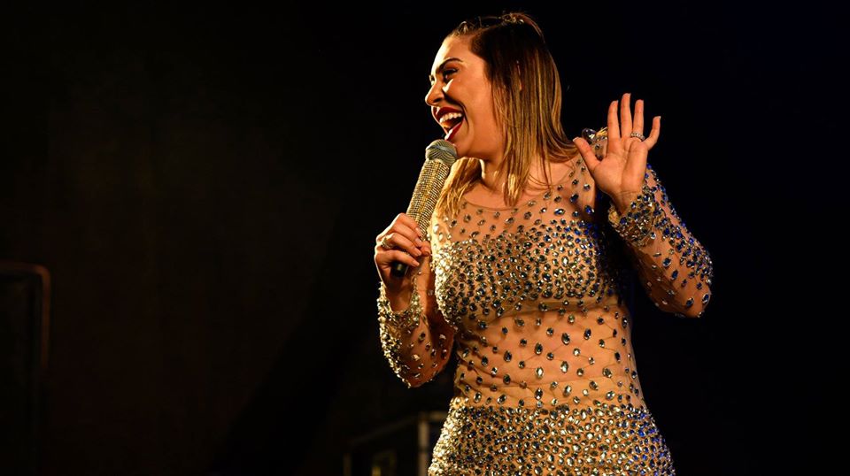 Live: Sim - Naiara Azevedo
