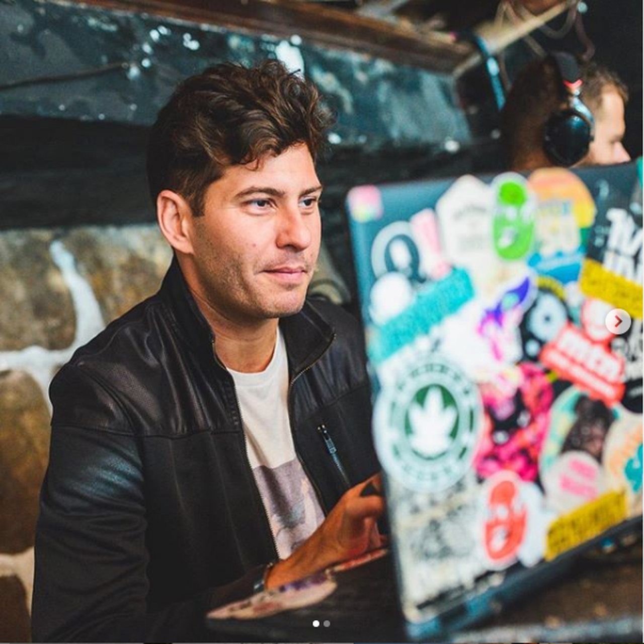 Lives: Quartarentena - DJ Junior de Morais