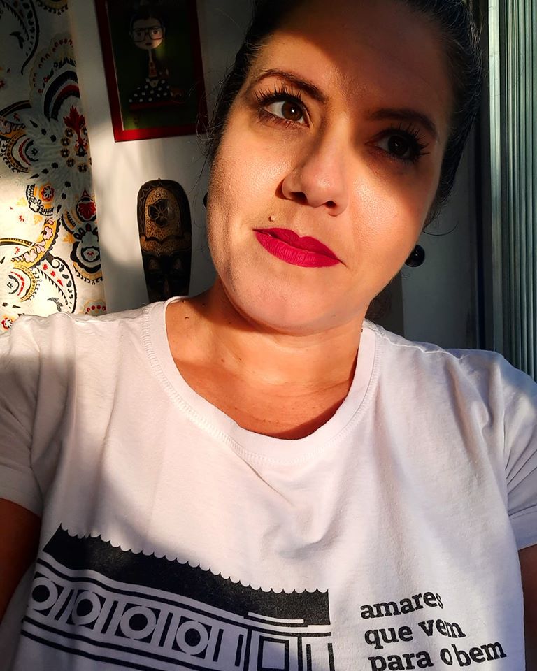 Live: Te Conto Que Me Contaram - Camila Genaro