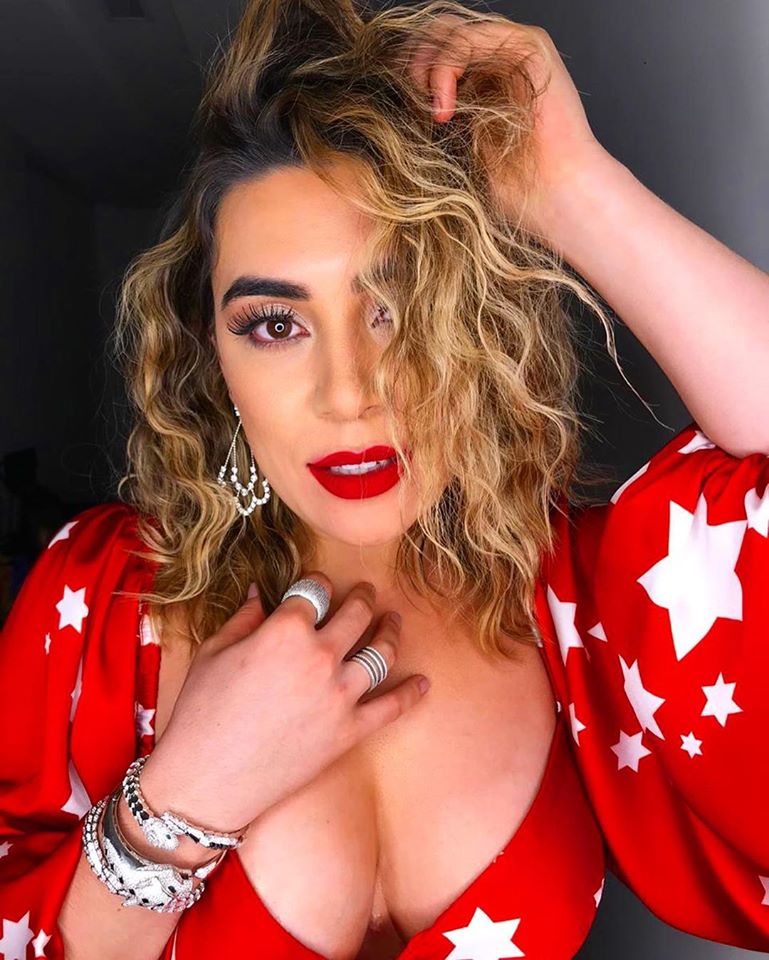Divulgação/Facebook Naiara Azevedo Live: Respeita a Minha História - Naiara Azevedo