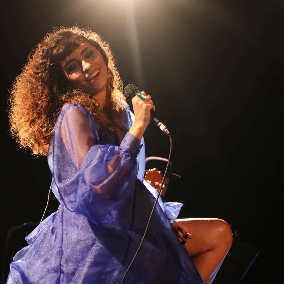 Divulgação/Facebook Bruna Caram Live: Bruna Caram interpreta Gonzaguinha