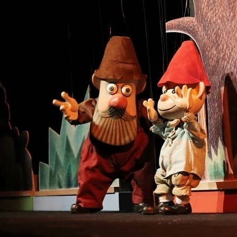 Diversão em Cena Online - Pedro e o Lobo