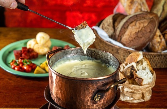 Noites de Fondue Paladino