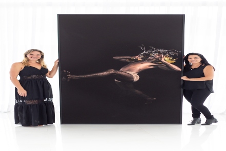 Exposição "Dual - Do Caos à Essência"