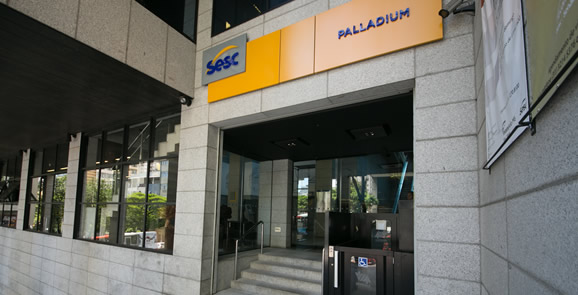 Sessões Infantis: "Tito e os Pássaros" e "A Raposa Má" - Sesc Palladium