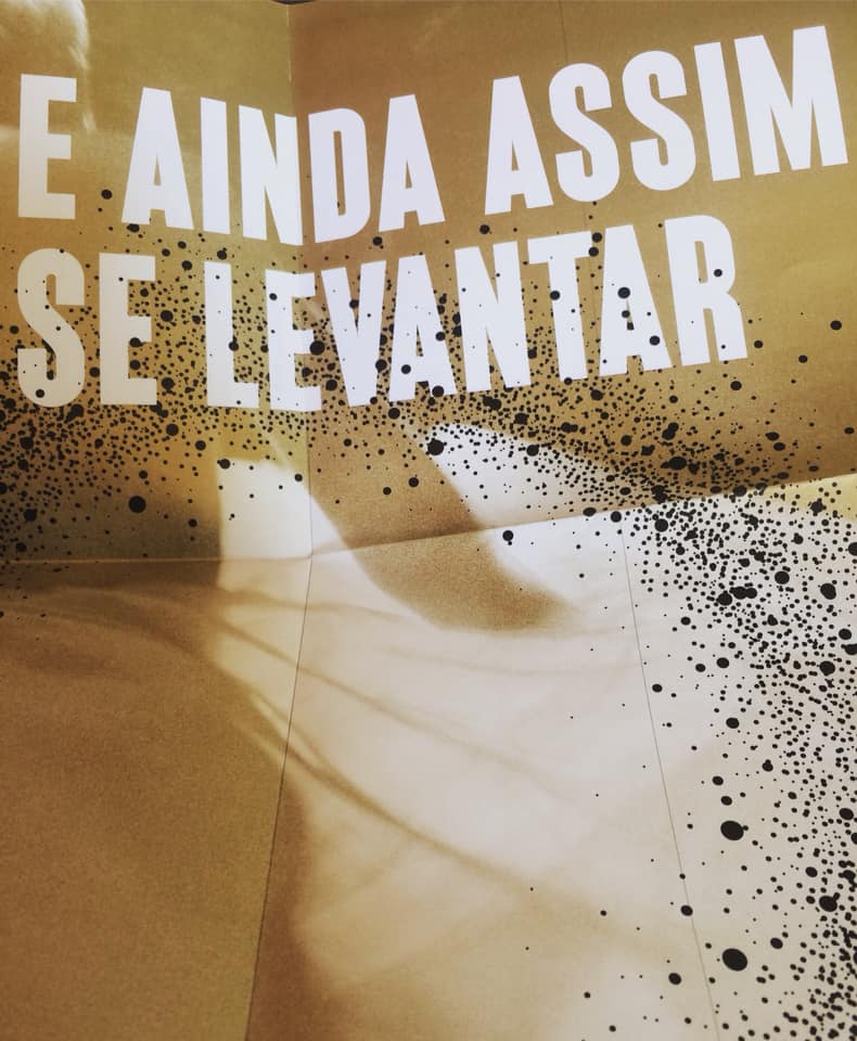 Espetáculo: E Ainda Assim Se Levantar - Cia Luna Lunera