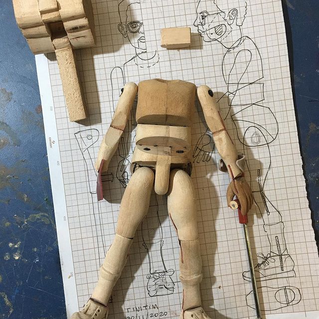 Reprodução: Instagram Brasil: Versão Brasileira - Grupo Pigmalião EScultura que Mexe