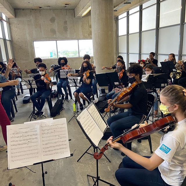 Live: Orquestra Sinfônica Juvenil Carioca Chiquinha Gonzaga e Elba Ramalho