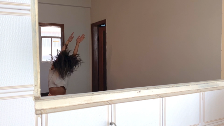 Cia. de Dança Palácio das Artes celebra 50 anos com vídeo inédito "EM MÃOS"