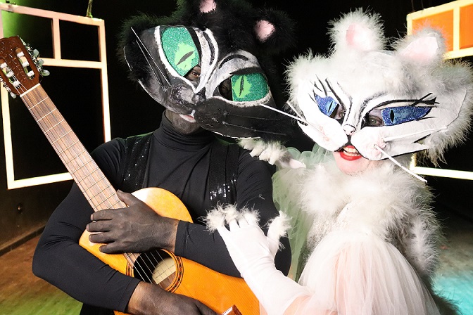 Foto de divulgação Espetáculo - As Oliveiras e os sete gatinhos 