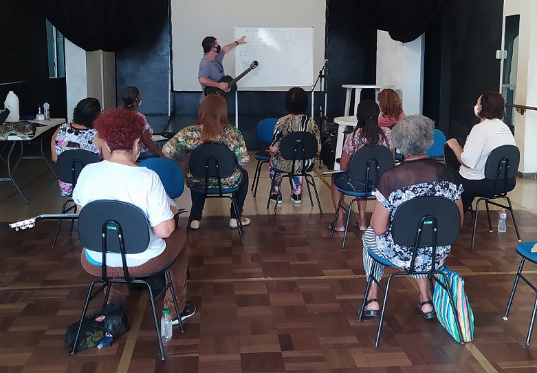 Divulgação atividade Primeiros Acordes CCAVC