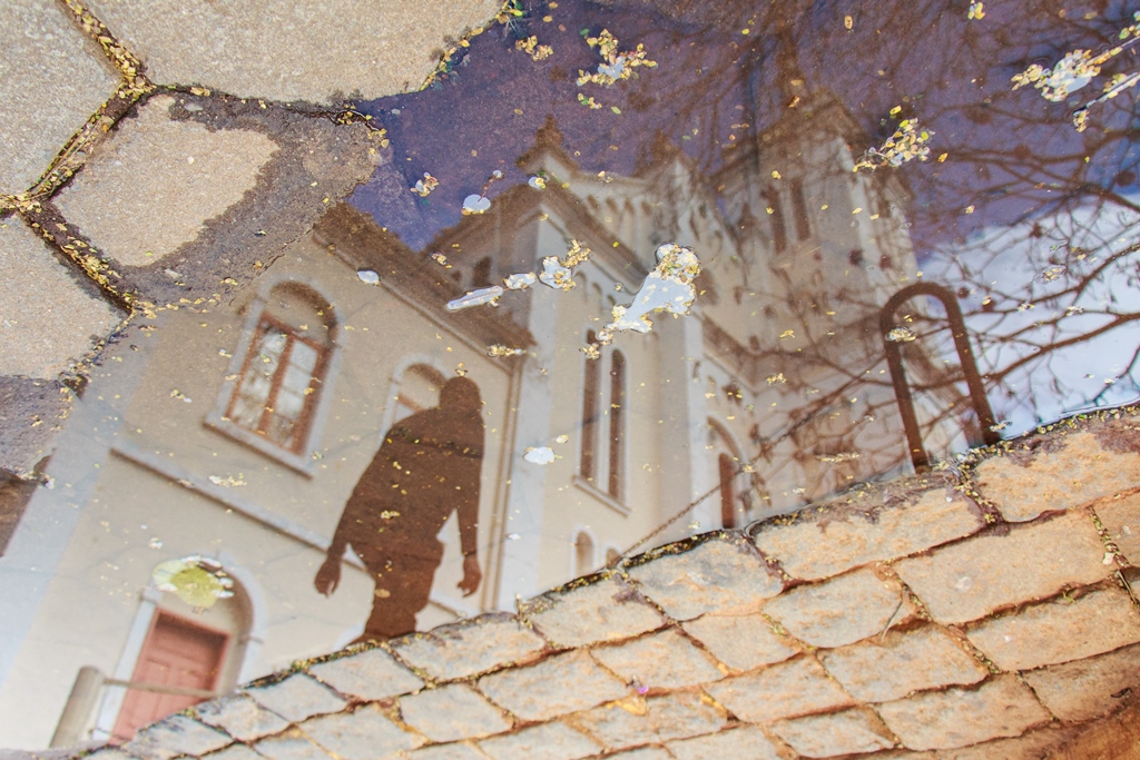 Exposição: “Cidade Refletida”, da fotógrafa Thais Andressa