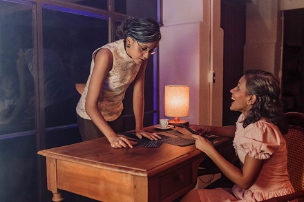 Divulgação Espetáculo Infantil - Entre Letras e Estrelas