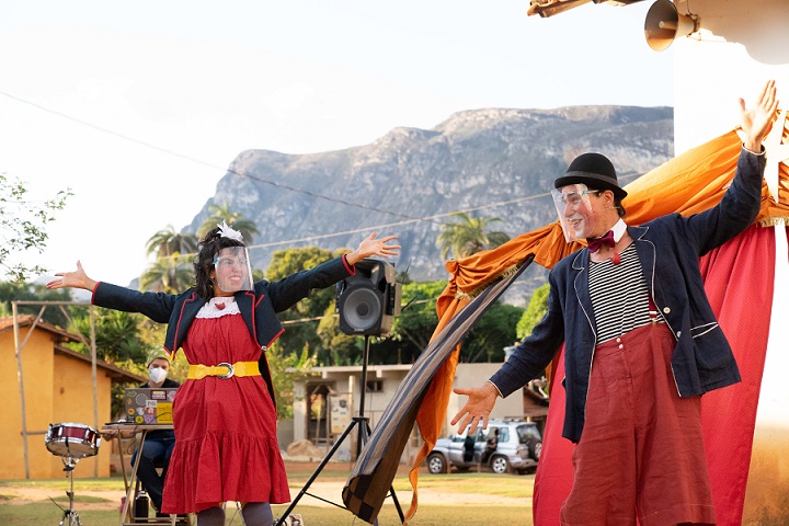 Atividade Circo em Família do Centro Cultural Venda Nova
