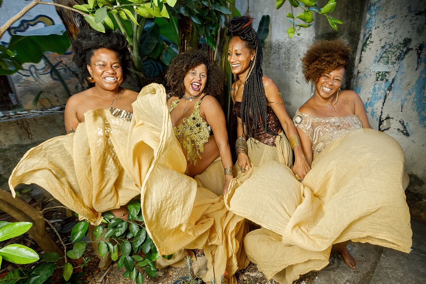 A imagem retrata o Coletivo Negras e Autoras 