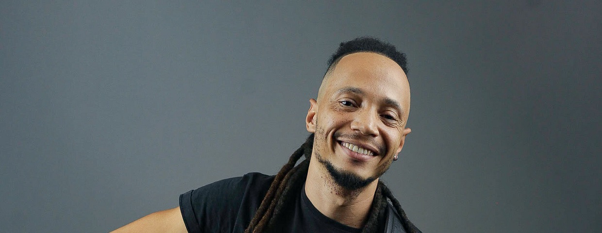 Show: Célio Tomáz | Cine Theatro Brasil Vallourec