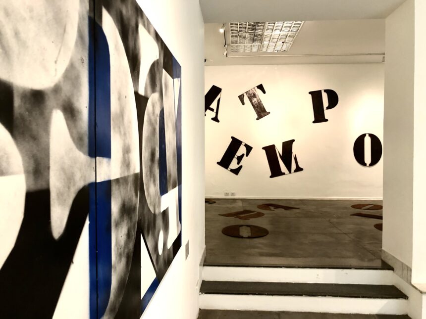 Exposição: "Poematéria: Arquitetura da Palavra" de João Diniz