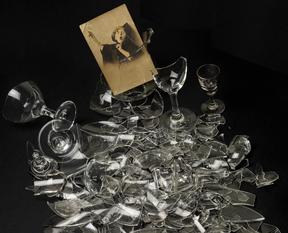 Exposição: ‘Cacos e ruínas’ de Maria do Carmo Freitas - Centro Cultural UFMG