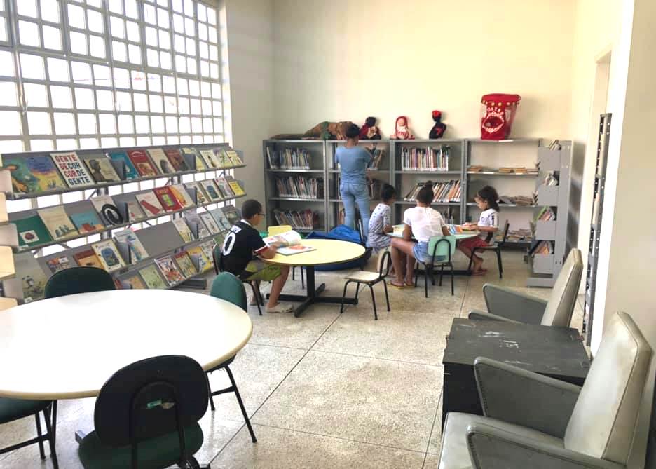 Biblioteca do Centro Cultural Vila Marçola