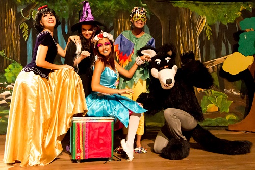 Foto: Marcos Martins/Divulgação Teatro - A Caixa Mágica - Cia Gaveta Caída